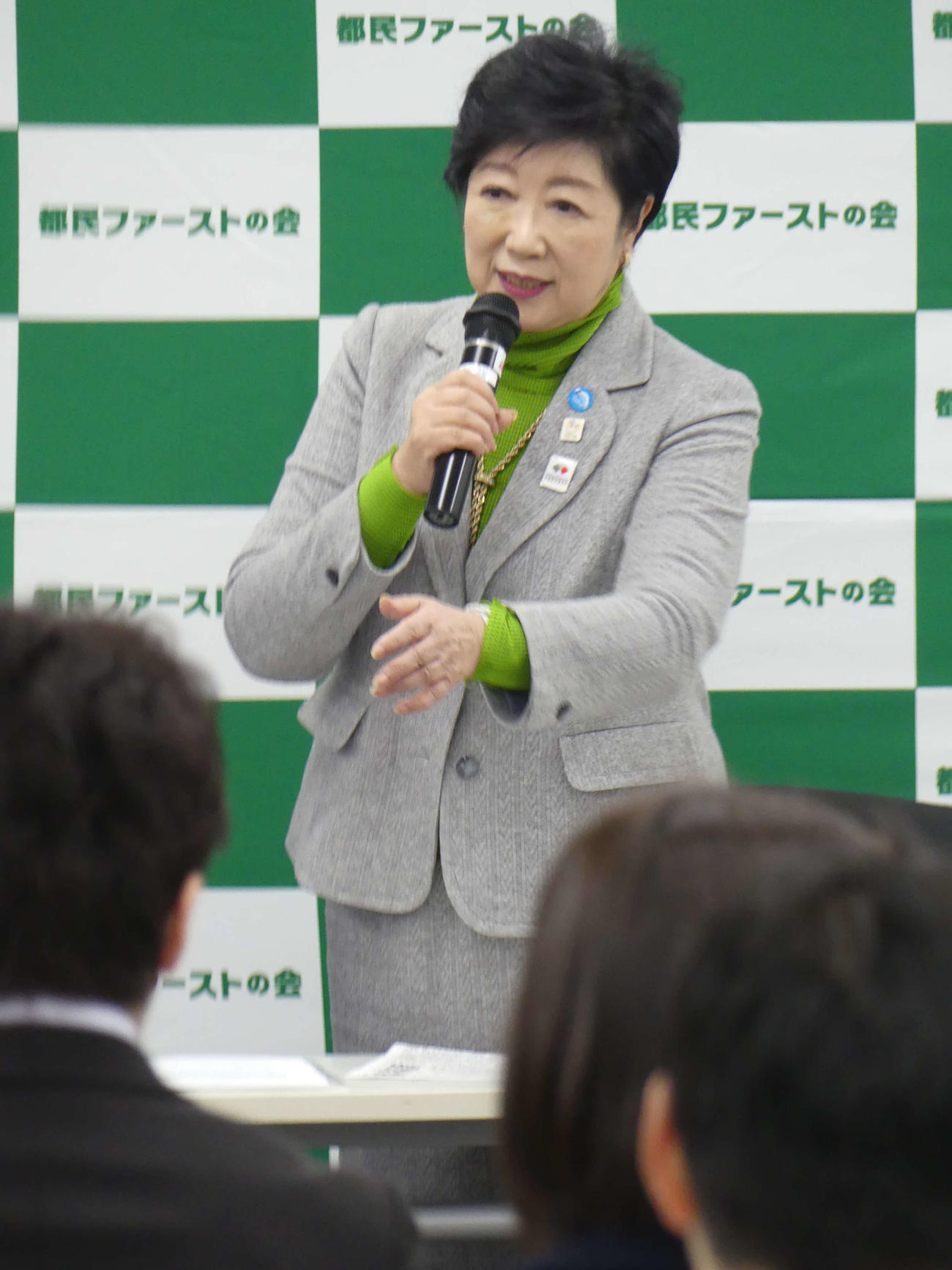 都民ファーストの会の会合であいさつする小池百合子都知事（撮影・中山知子）