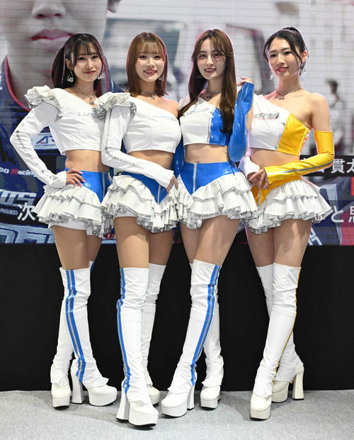 OTG　MOTORSPORTSのキャンペーンガール（撮影・石井愛子）