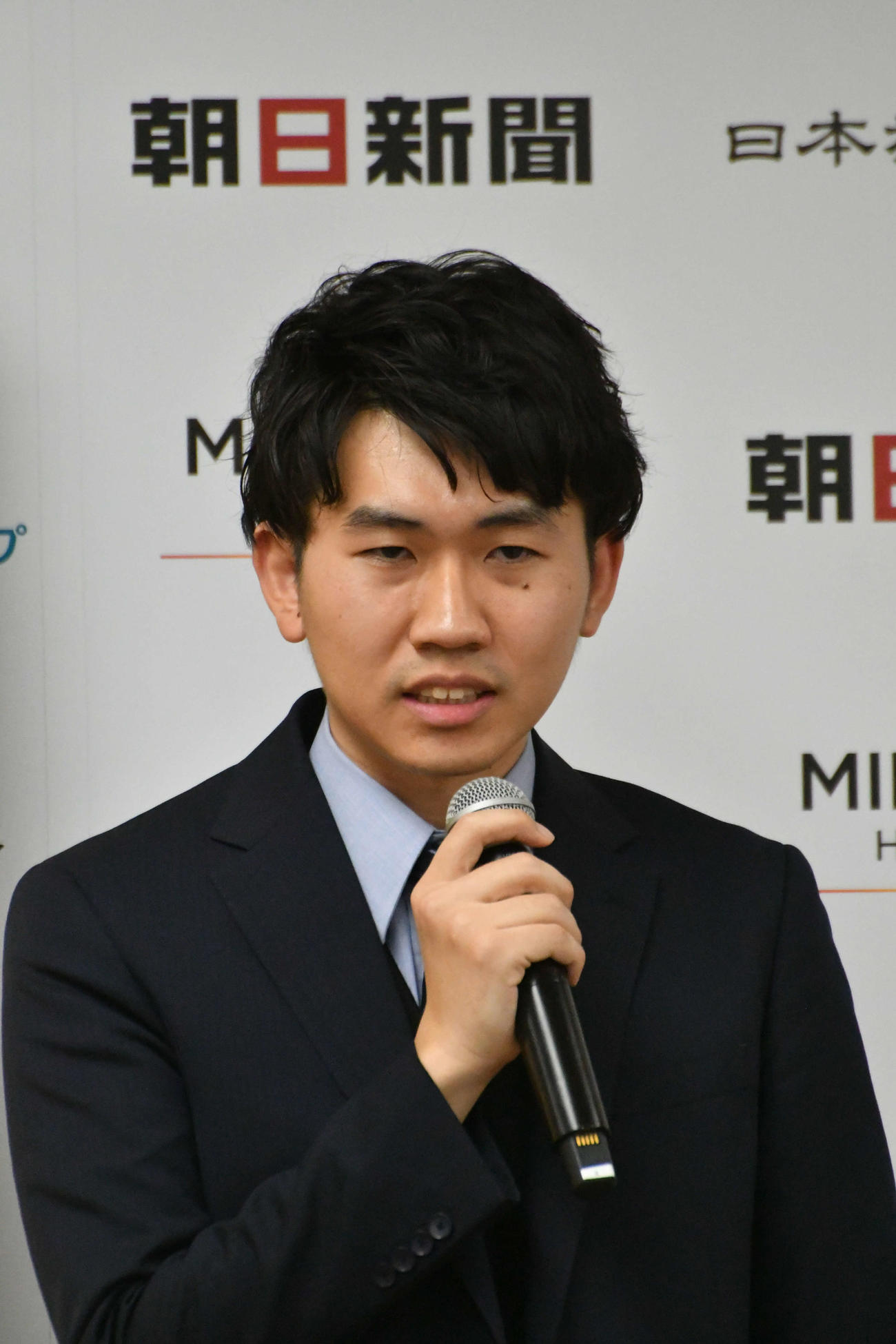 近藤誠也八段に快進撃を止められて惜しくも準優勝に終わった井田明宏五段
