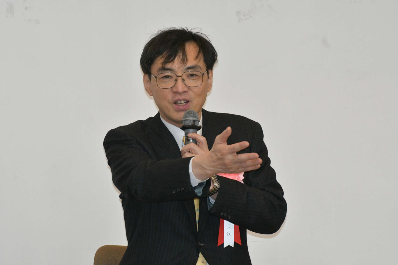 囲碁のチャリティーイベントで弟子らとともに石川県七尾市を訪れた藤澤一就八段