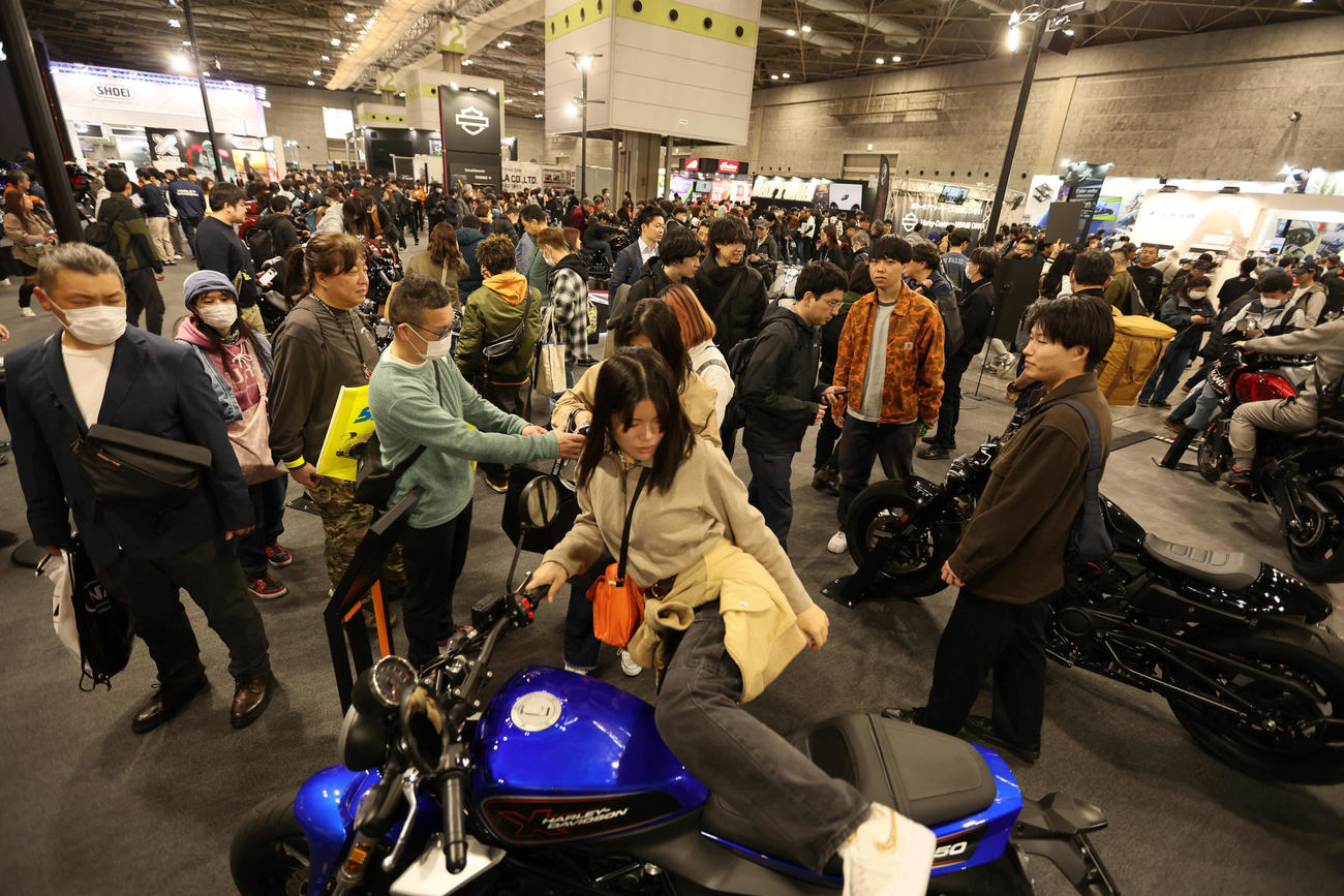 愛好者で賑わう大阪モーターサイクルショー2025（撮影・宮崎幸一）