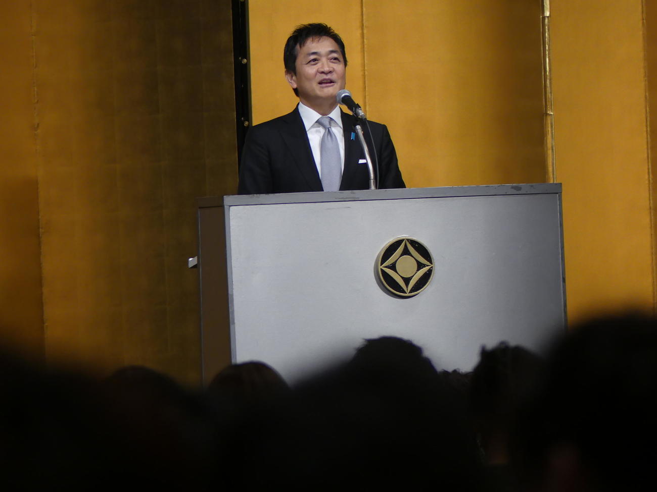 自身のセミナーであいさつする国民民主党の玉木雄一郎代表（撮影・中山知子）