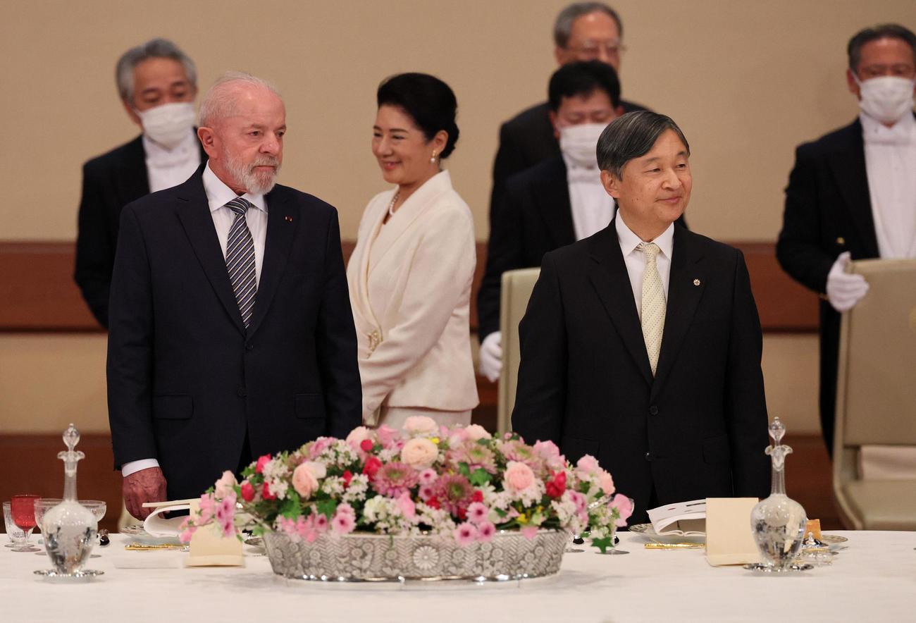 宮中晩さん会に臨まれる天皇、皇后両陛下とブラジルのルラ大統領