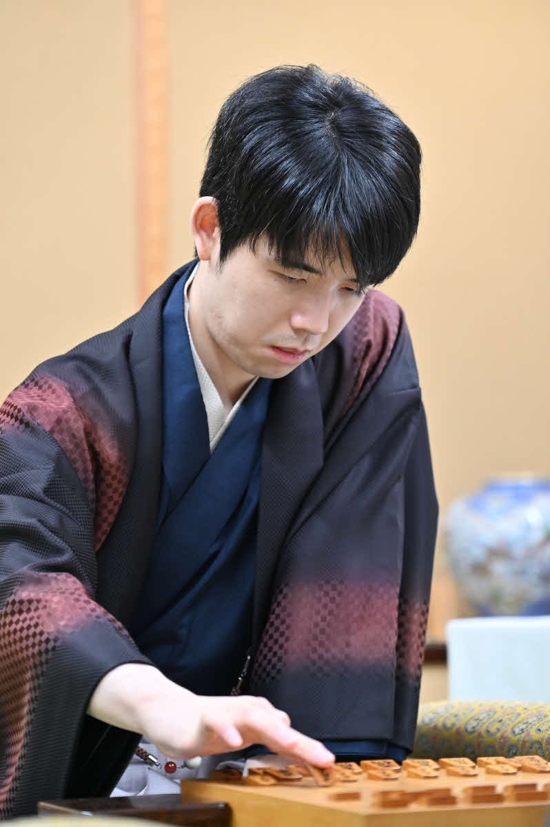 名人戦3連覇を目指す藤井聡太名人（日本将棋連盟提供）