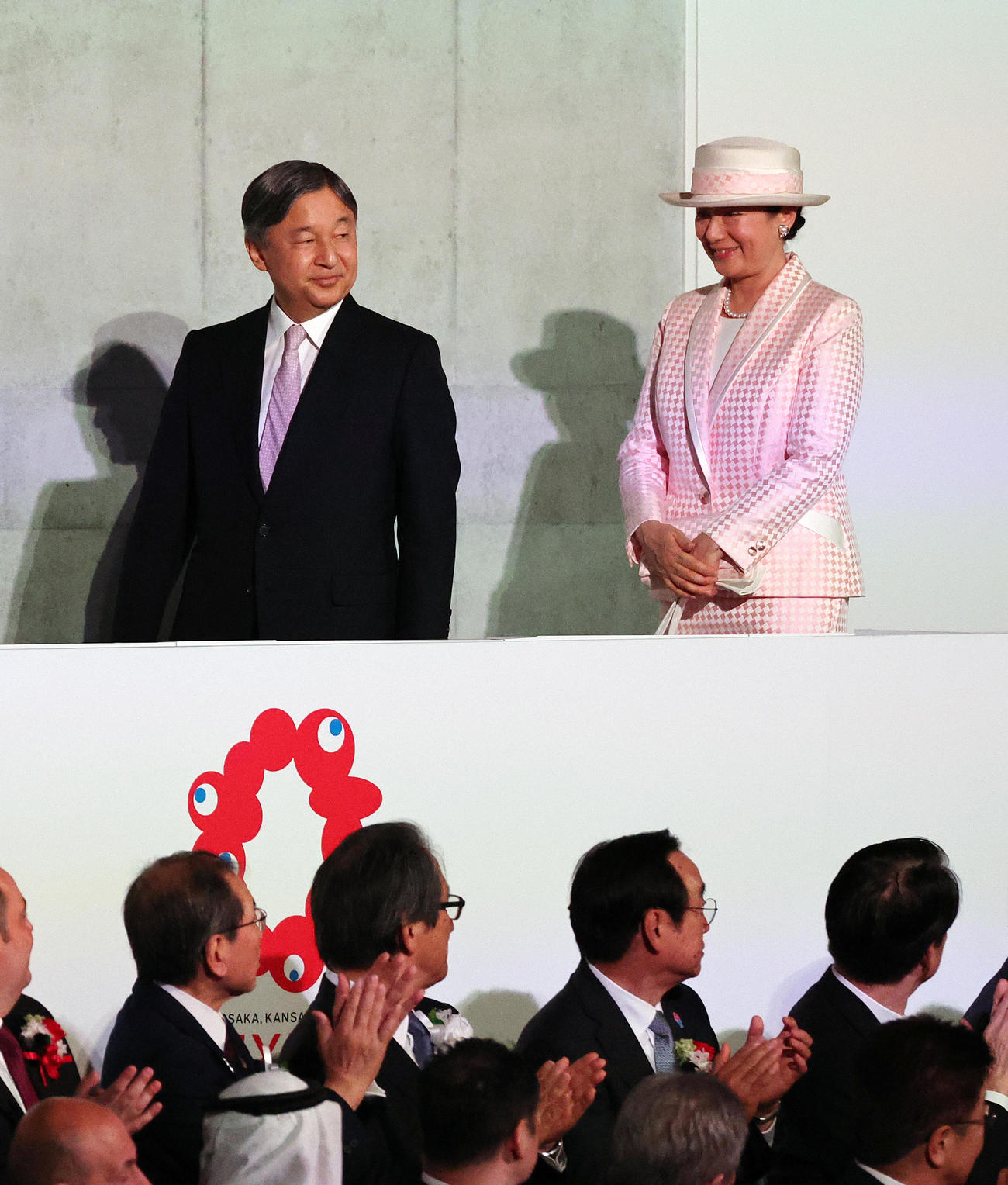 大阪・関西万博開会式の会場に到着された天皇、皇后両陛下（代表撮影）