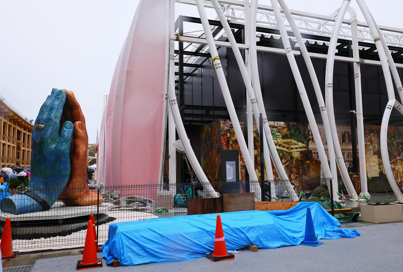 大阪・関西万博が開幕も、工事が続くインドパビリオン（撮影・藤尾明華）