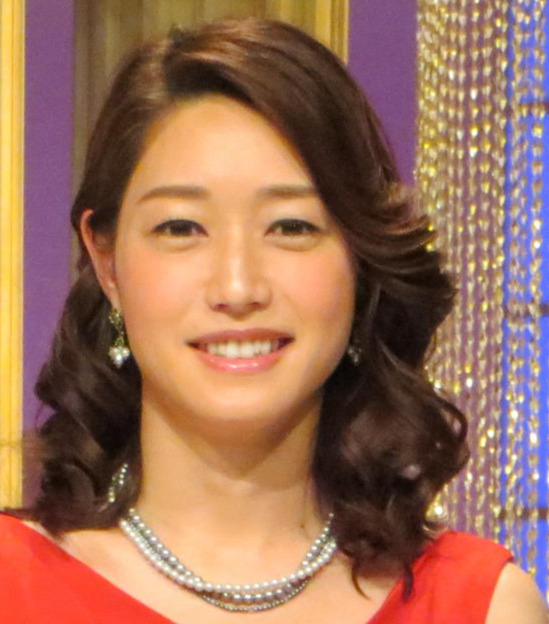 牛田茉友アナ（2017年撮影）