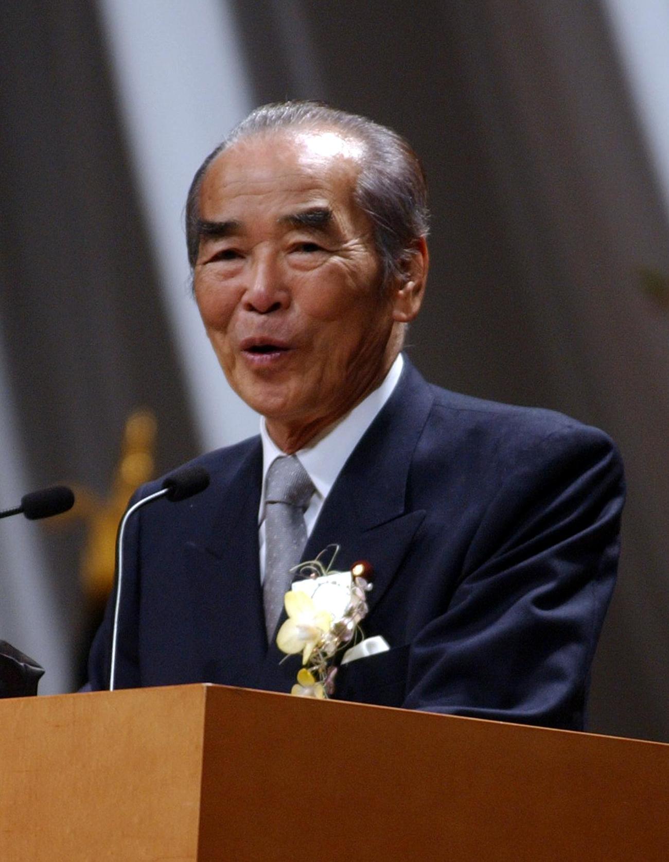 江藤隆美元総務庁長官（2003年撮影）