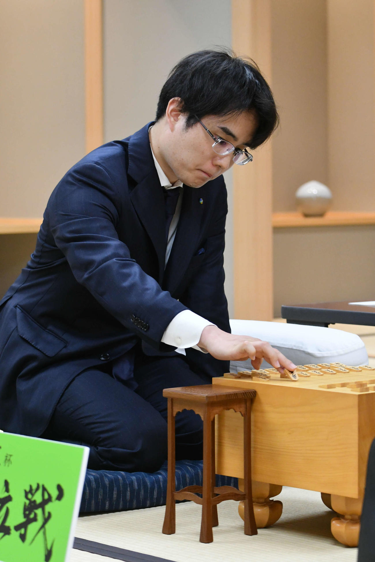 昨年竜王戦に続いての挑戦権獲得を狙う佐々木勇気八段