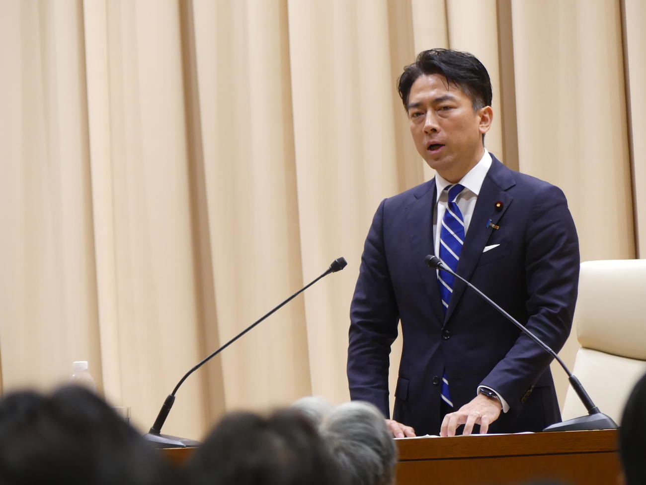 農相就任を受けて、職員への訓示を行う小泉進次郎農相（撮影・中山知子）