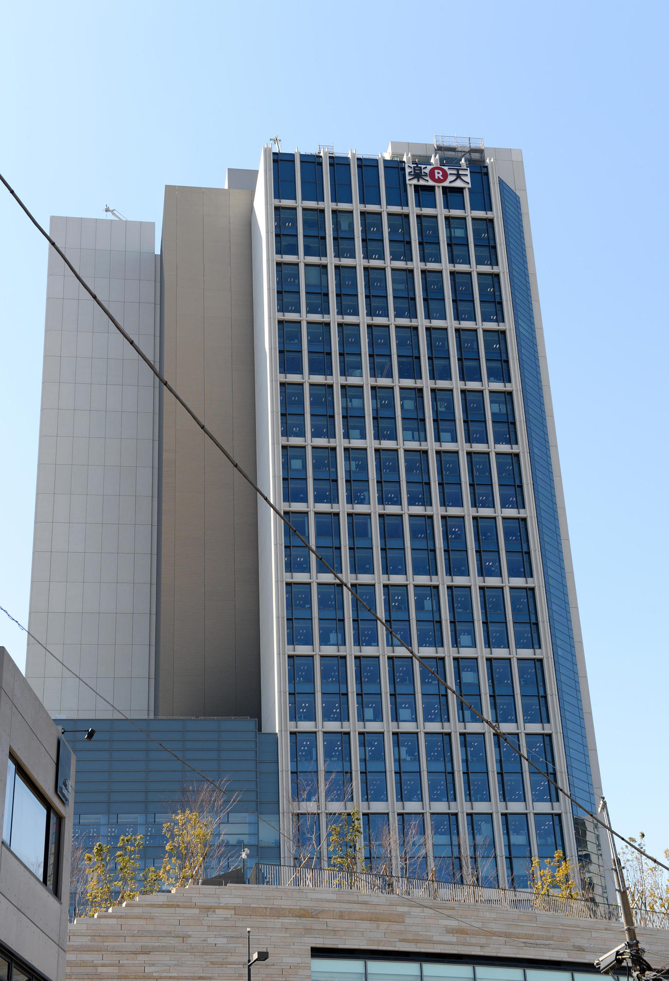 東京・楽天本社、楽天クリムゾンハウス（2016年撮影）