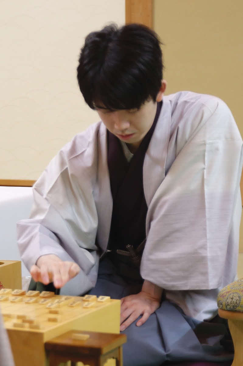 名人戦3連覇を目指す藤井聡太名人（日本将棋連盟提供）