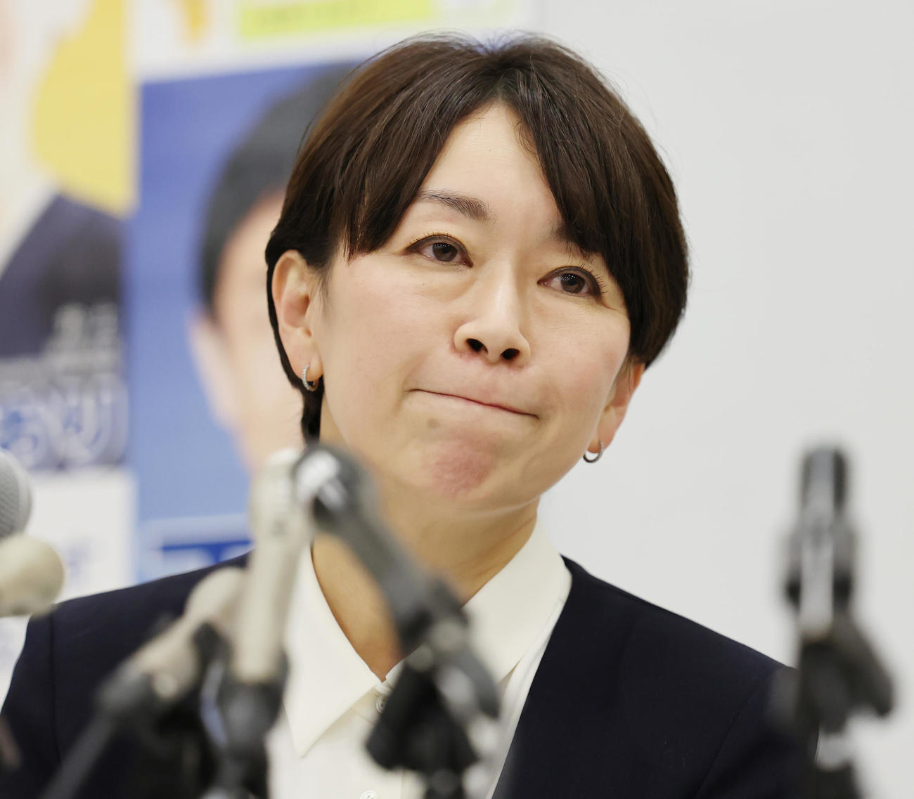 10日、国民民主党からの参院選出馬会見を行う山尾志桜里氏