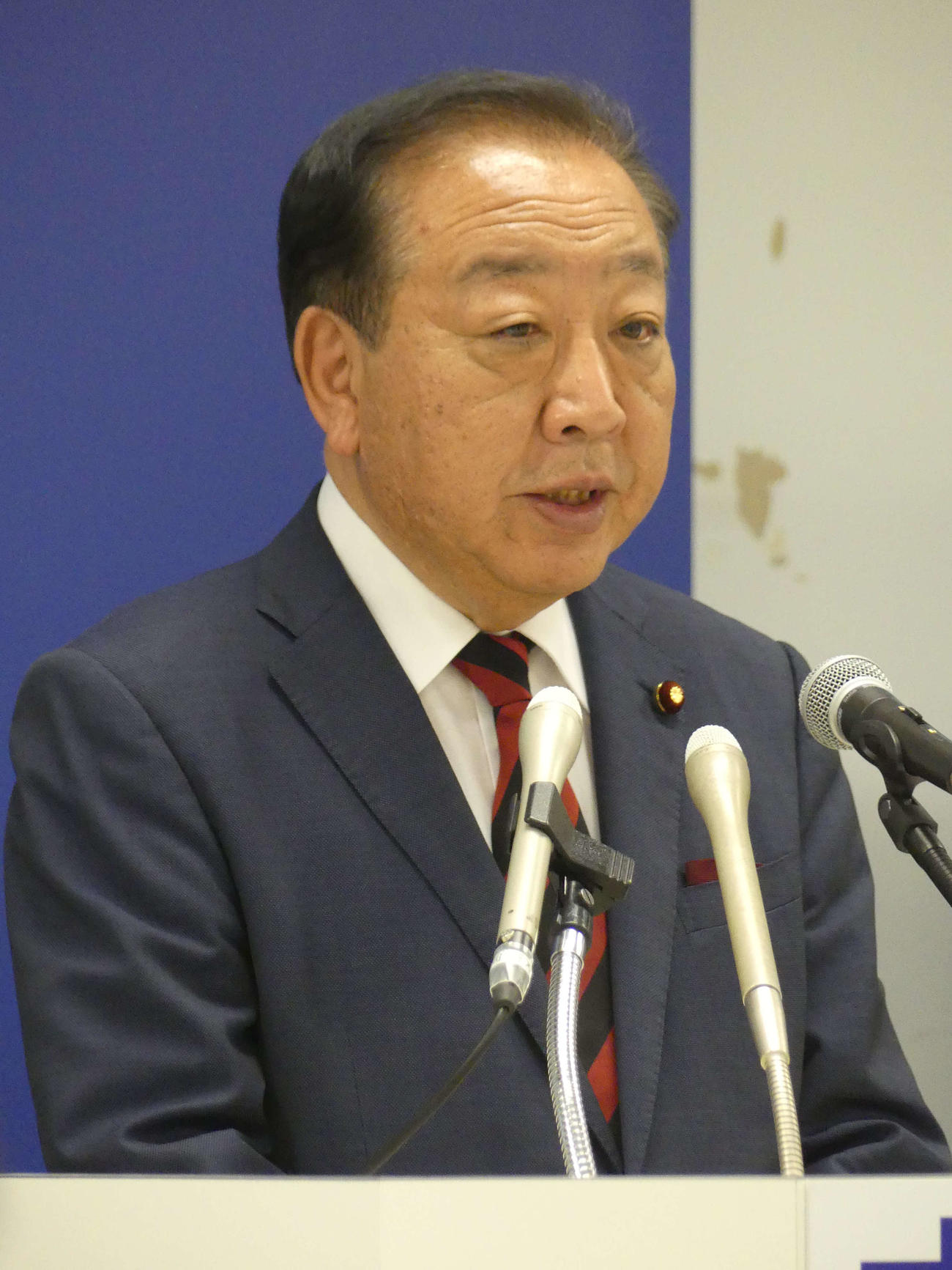 内閣不信任決議案は提出しないと記者会見で表明する立憲民主党の野田佳彦代表（撮影・中山知子）