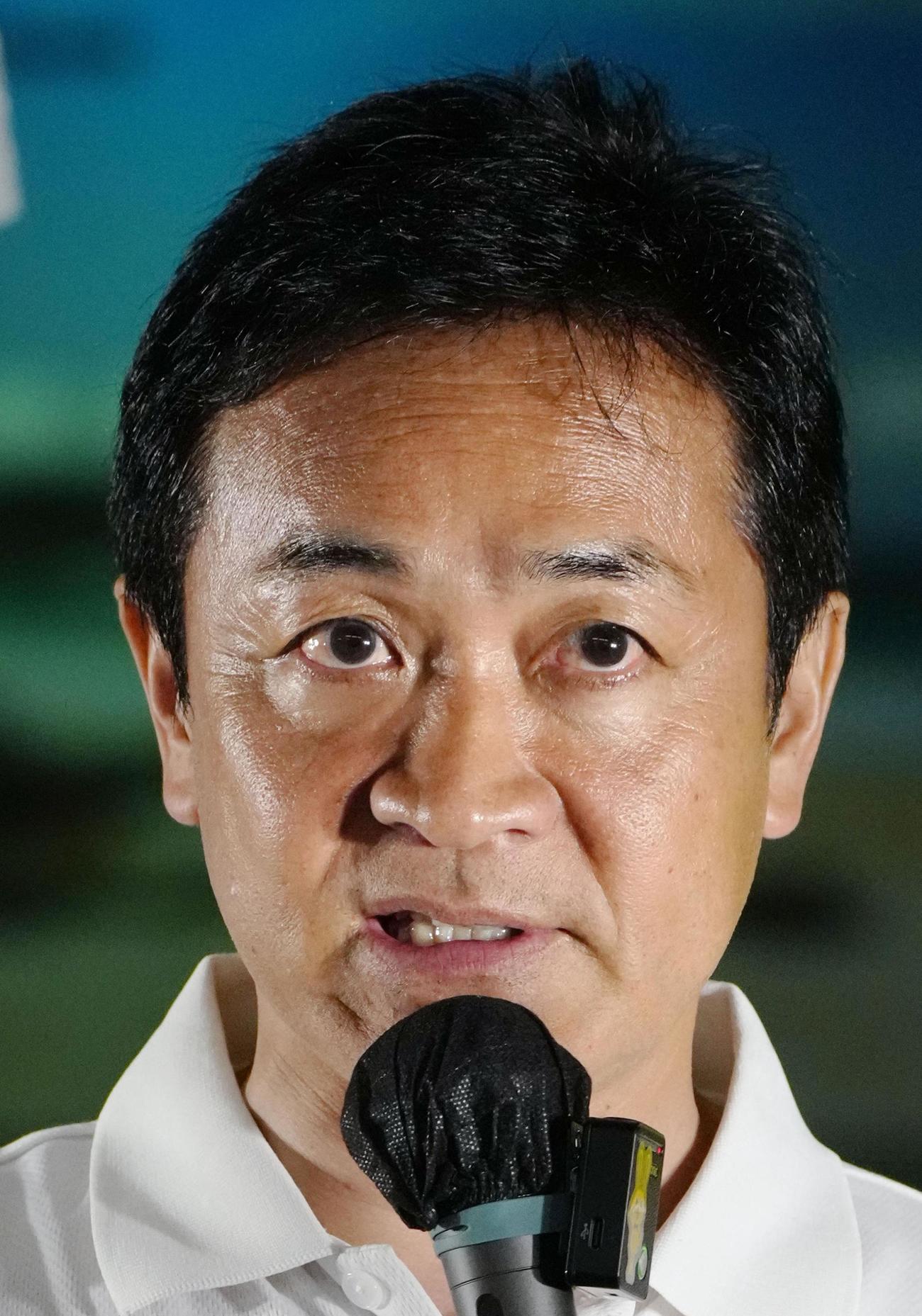 21日、東京都議選の選挙戦最終日の街頭演説で支持を訴える国民民主党の玉木代表