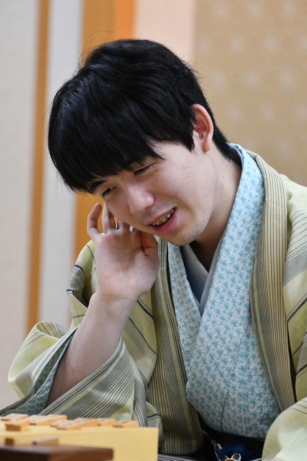 杉本和陽六段に3連勝して6連覇を達成した藤井聡太棋聖