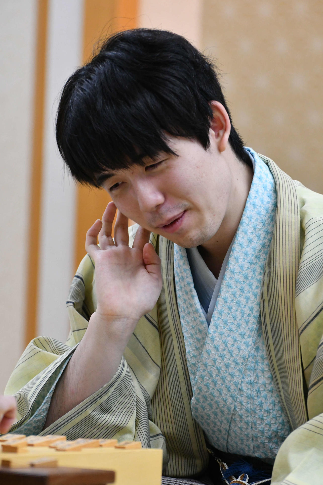杉本和陽六段に3連勝して6連覇を達成した藤井聡太棋聖