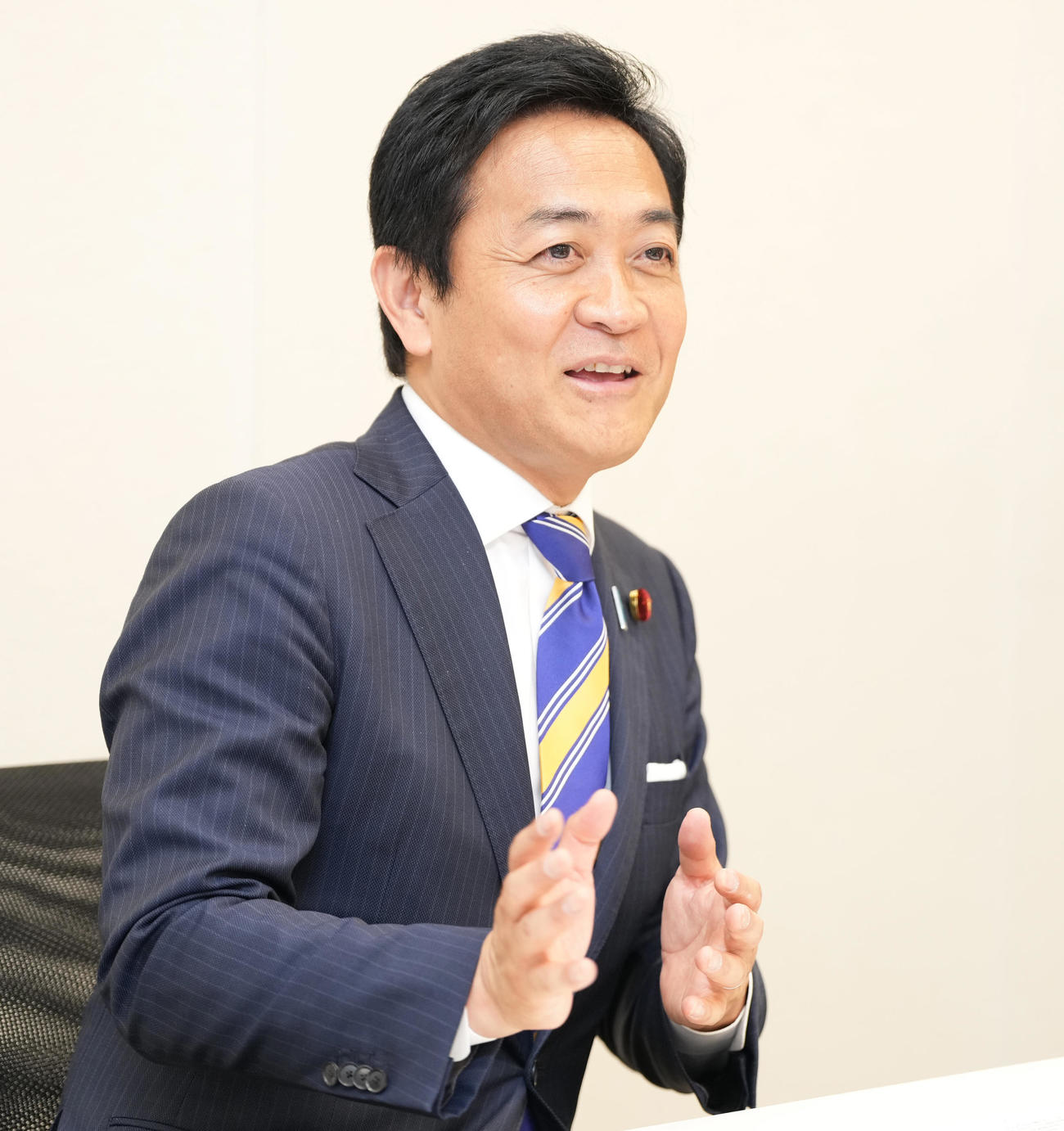 スポーツ紙合同インタビューに応じた国民民主党の玉木雄一郎代表（撮影・鈴木みどり）