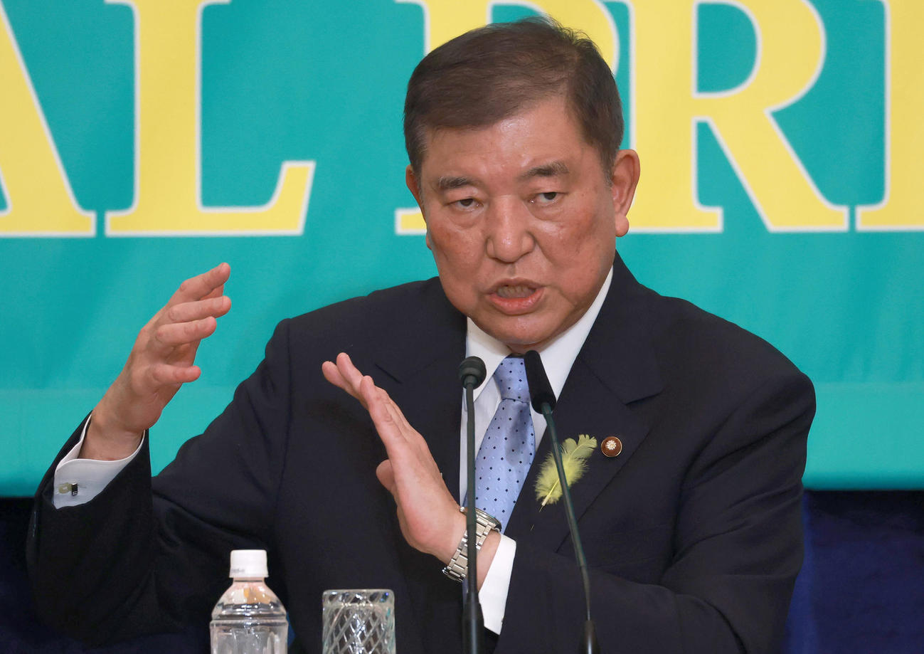 党首討論会に臨む自由民主党総裁の石破茂首相（代表撮影）
