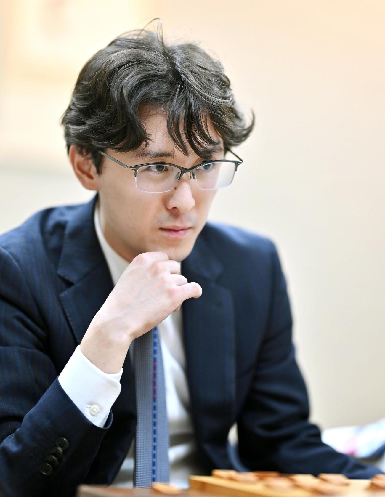 将棋の第73期王座戦挑戦者決定戦で羽生善治九段を破り、王座戦初挑戦を決めた伊藤匠叡王（共同）