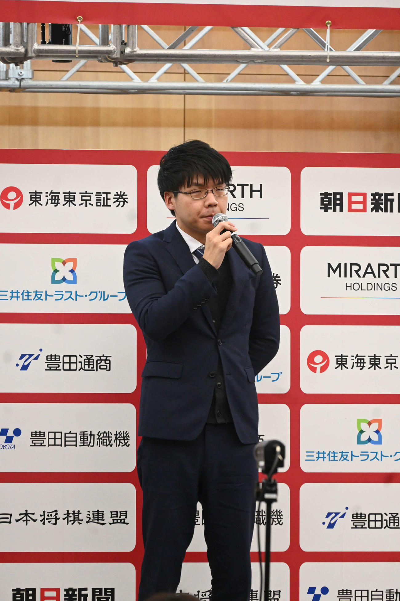 増田康宏八段（2023年撮影）