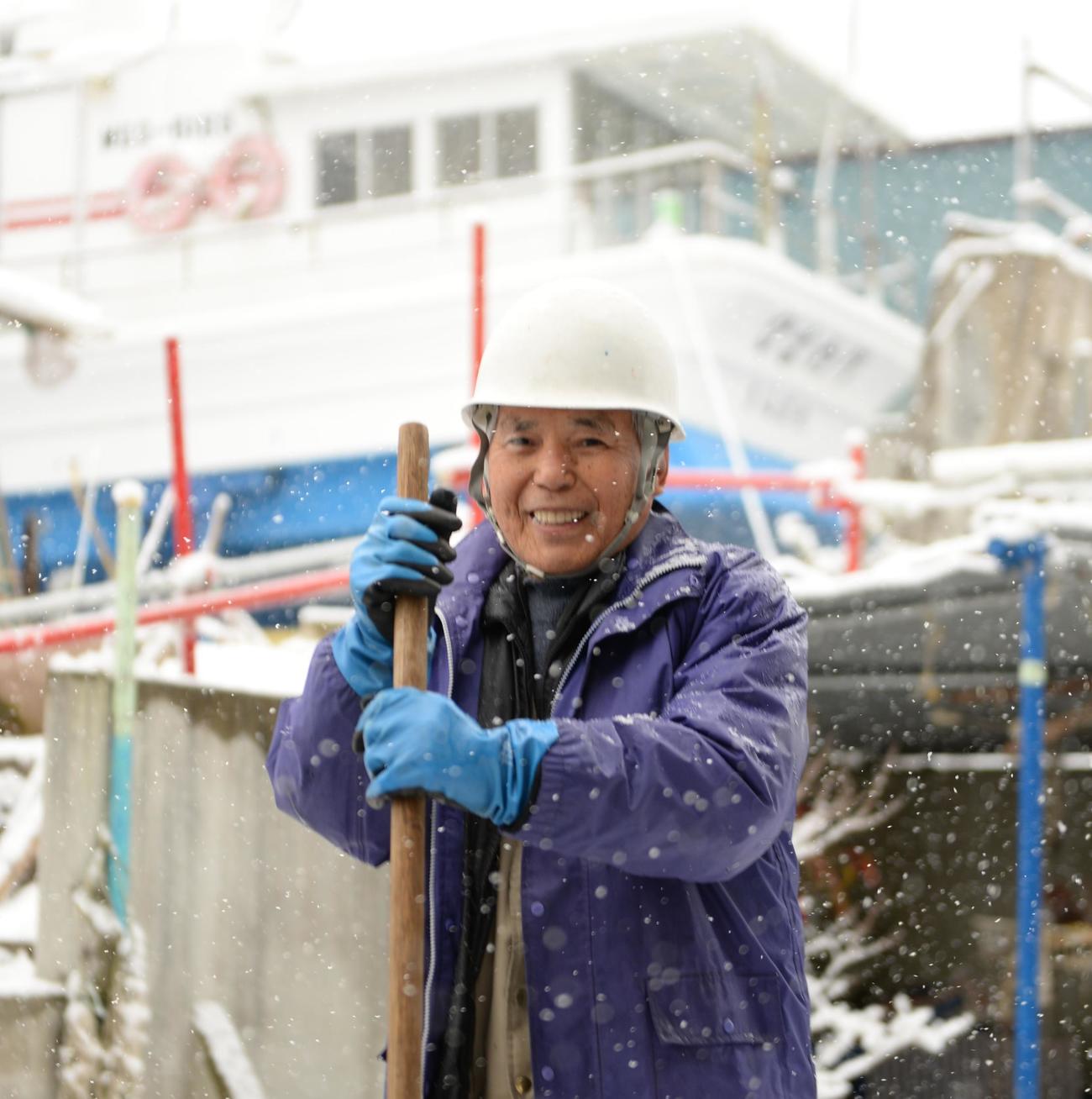 臨時船「ひまわり」の船長だった菅原進さん