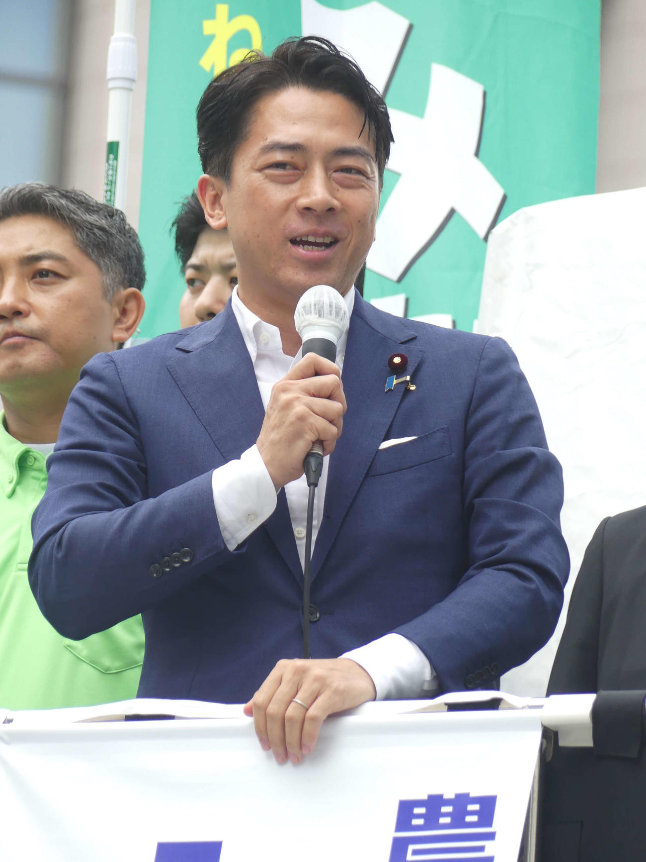 参院選での自民党候補への支持を呼び掛ける小泉進次郎農相（撮影・中山知子）