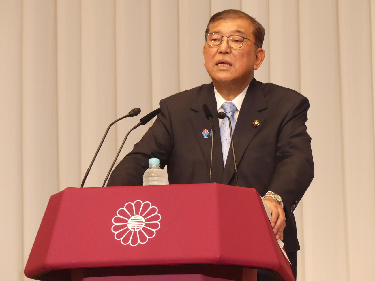 参院選の結果を受けて記者会見する自民党総裁の石破茂首相（撮影・中山知子）