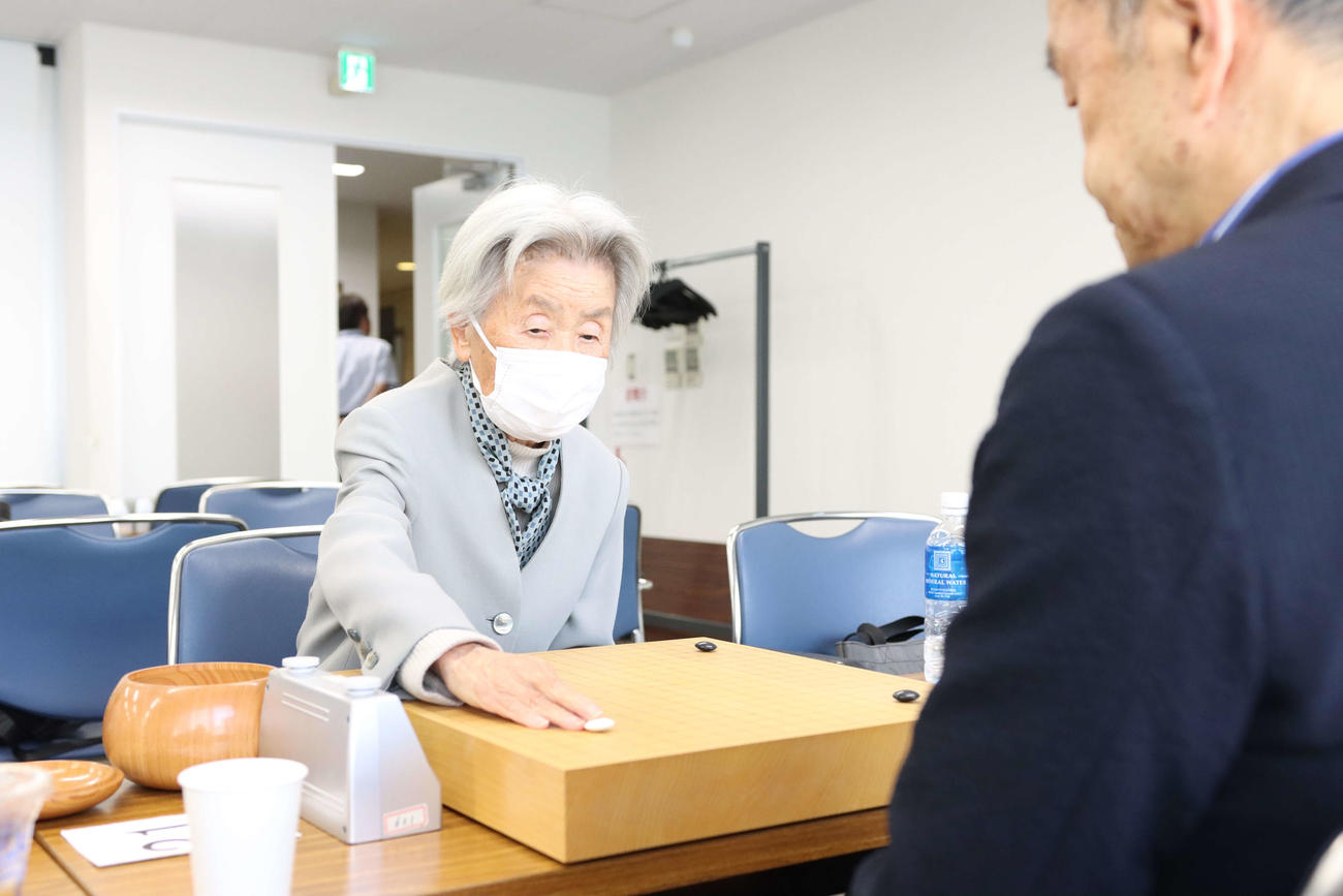 今年5月15日の天元戦予選Cの山本正人八段戦が最後の対面対局となった杉内寿子八段