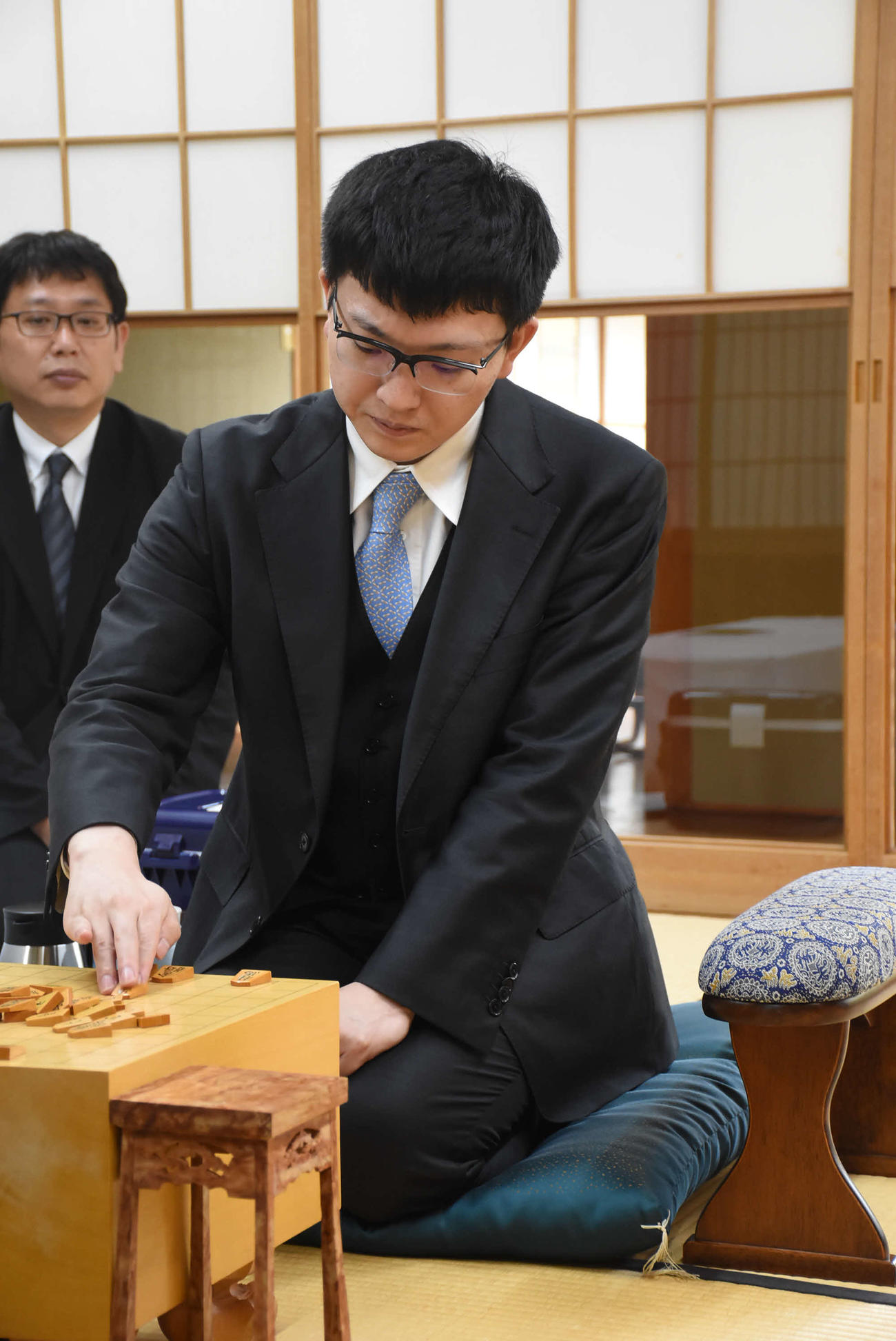 王位戦7番勝負第5局、徳島対局の前日検分を行った永瀬拓矢九段（日本将棋連盟提供）