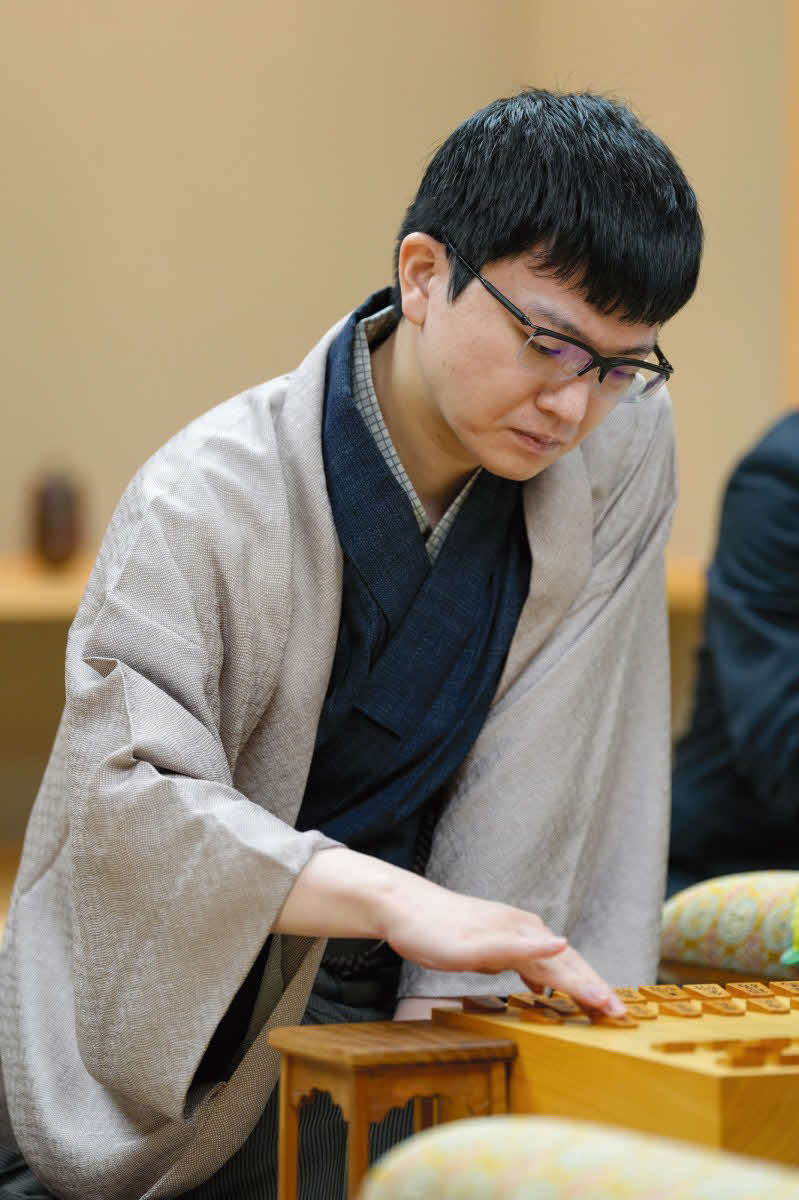 永瀬拓矢九段（日本将棋連盟提供）