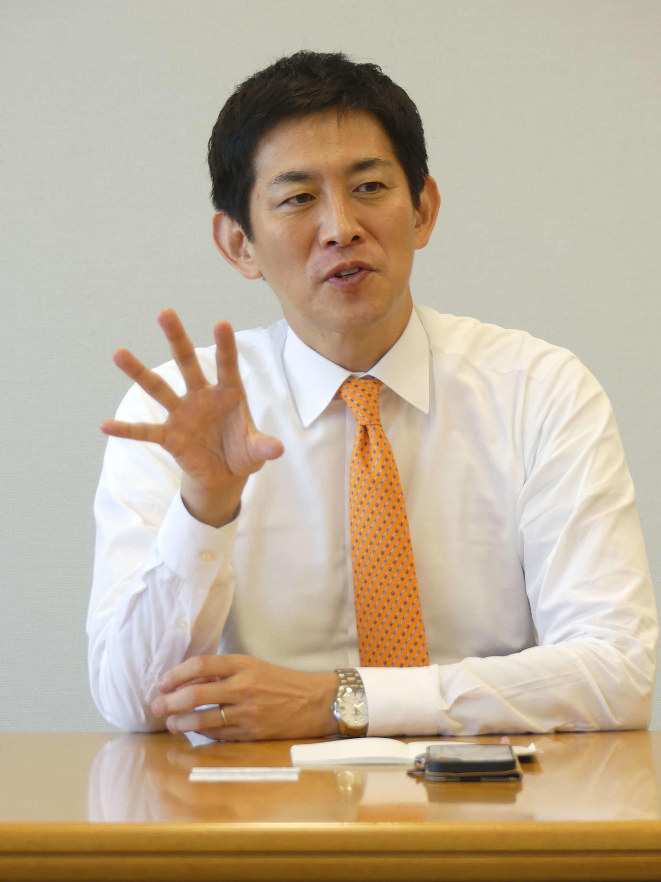 合同インタビューで自民党総裁選への思いを語る小林鷹之・元経済安全保障担当相（撮影・中山知子）