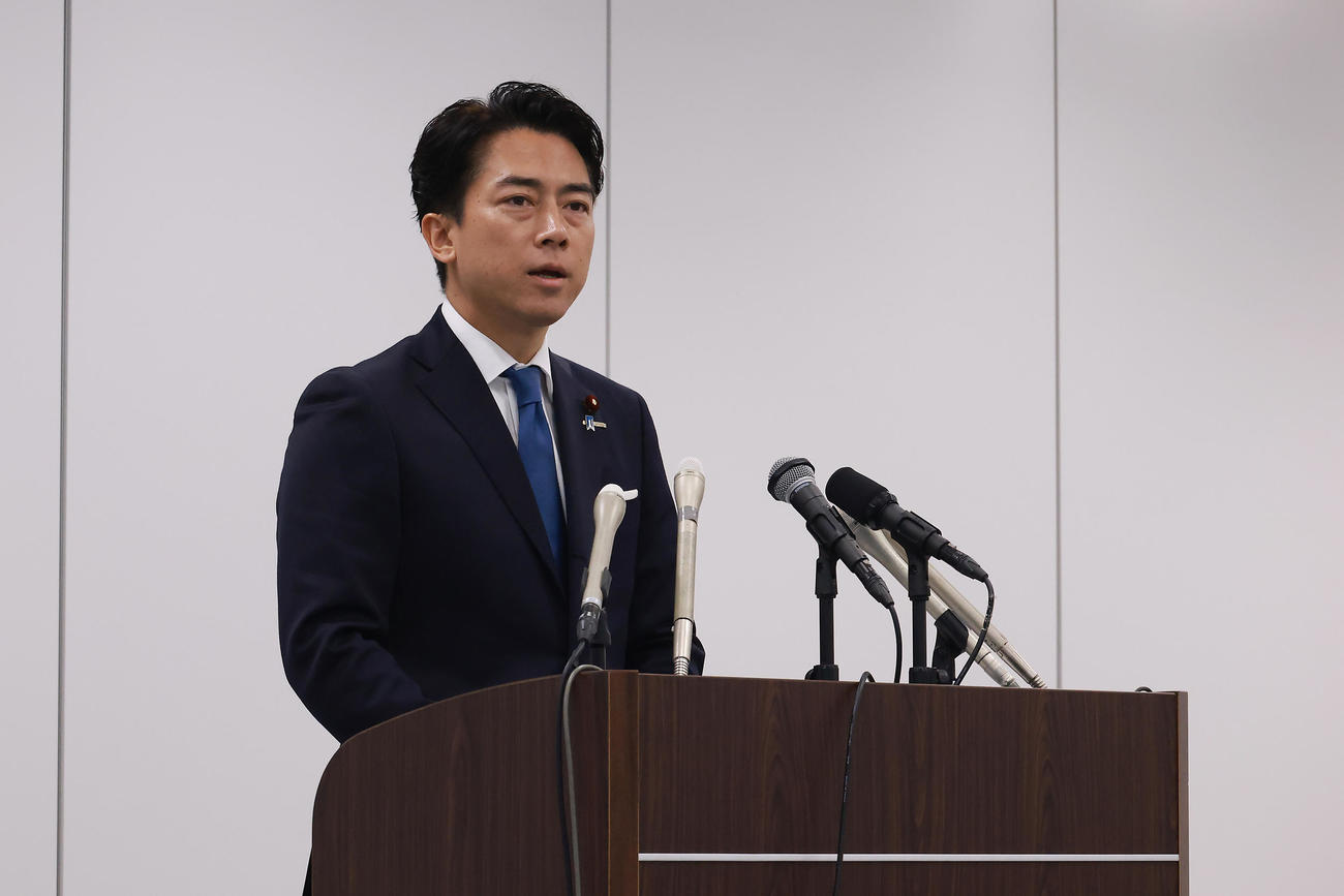 自民党総裁選への出馬表明をする小泉進次郎農相（撮影・中島郁夫）