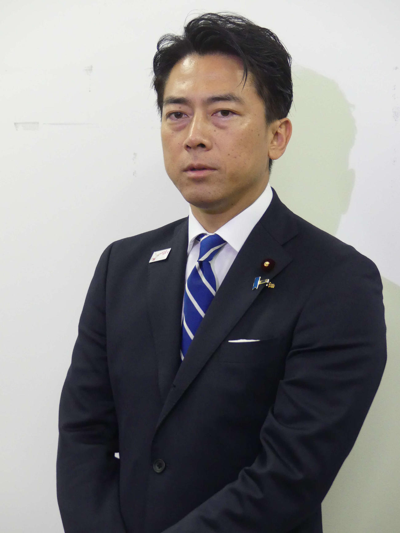 視察後、報道陣の取材に応じる小泉進次郎農相（撮影・中山知子）
