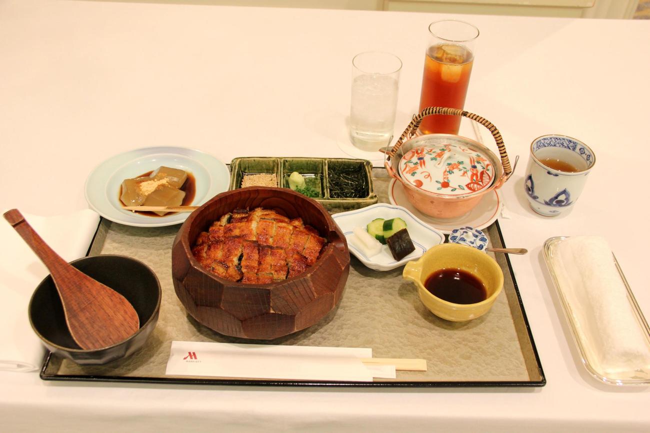 藤井聡太王座、伊藤匠叡王の昼食「三河一色産のうなぎのひつまぶし」（日本将棋連盟提供）