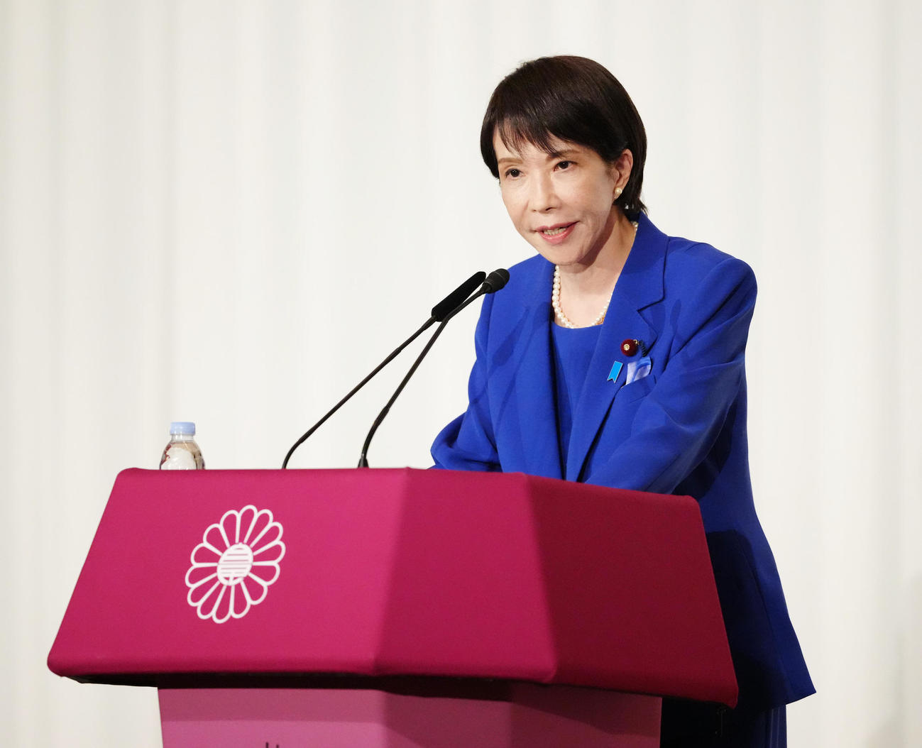 自民党新総裁となり会見に臨む高市早苗氏（撮影・江口和貴）
