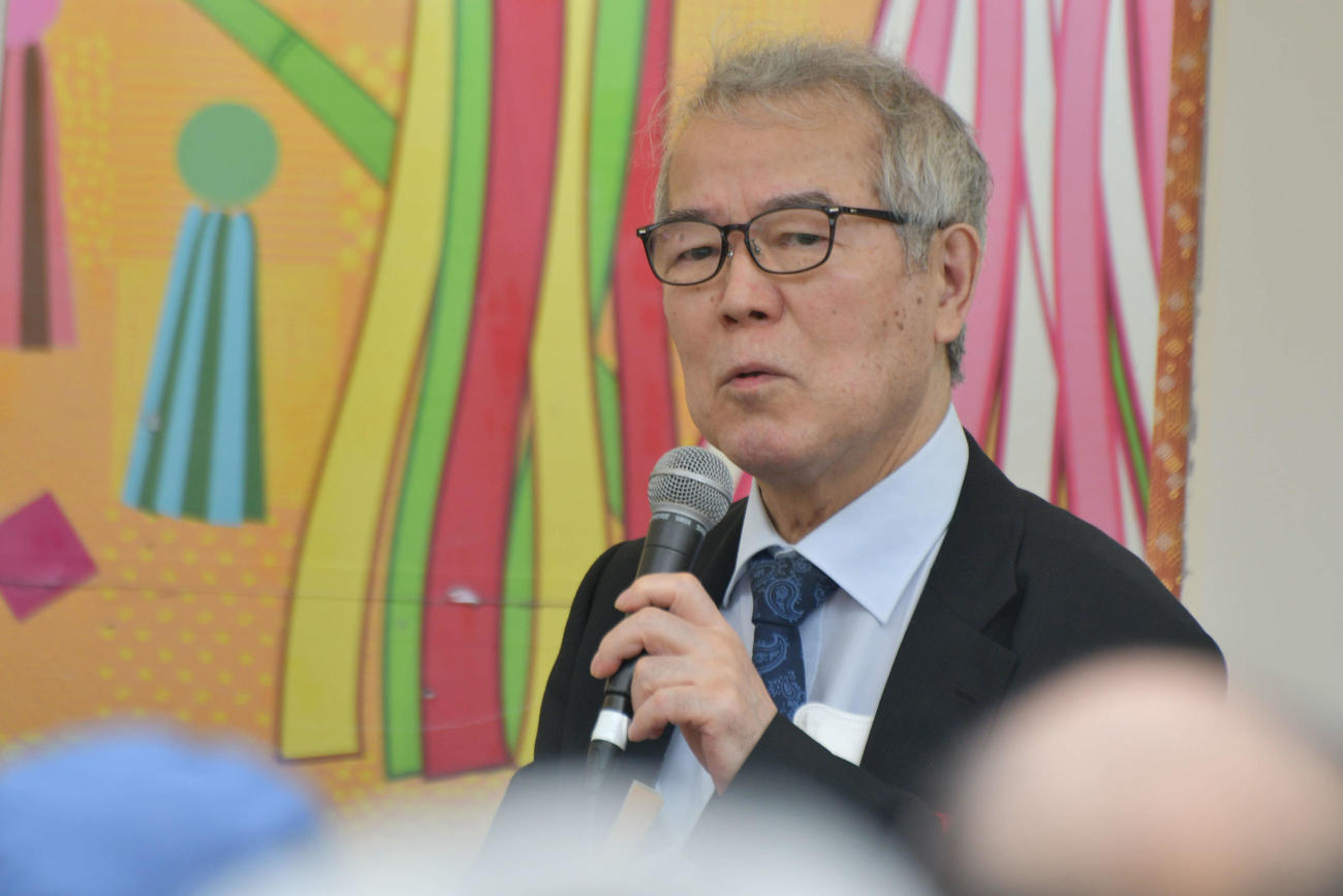 内弟子時代の料理番だった話をする24世本因坊秀芳（石田芳夫九段）