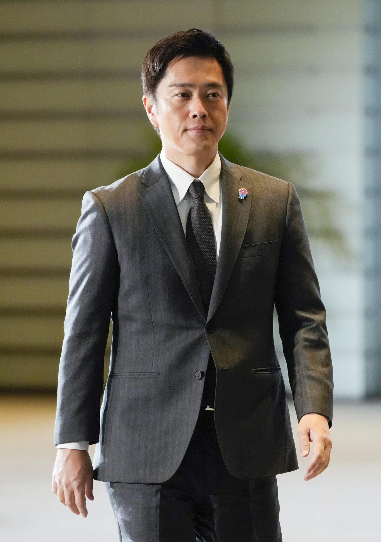高市首相との会談のため、首相官邸に入る日本維新の会の吉村洋文代表（共同）
