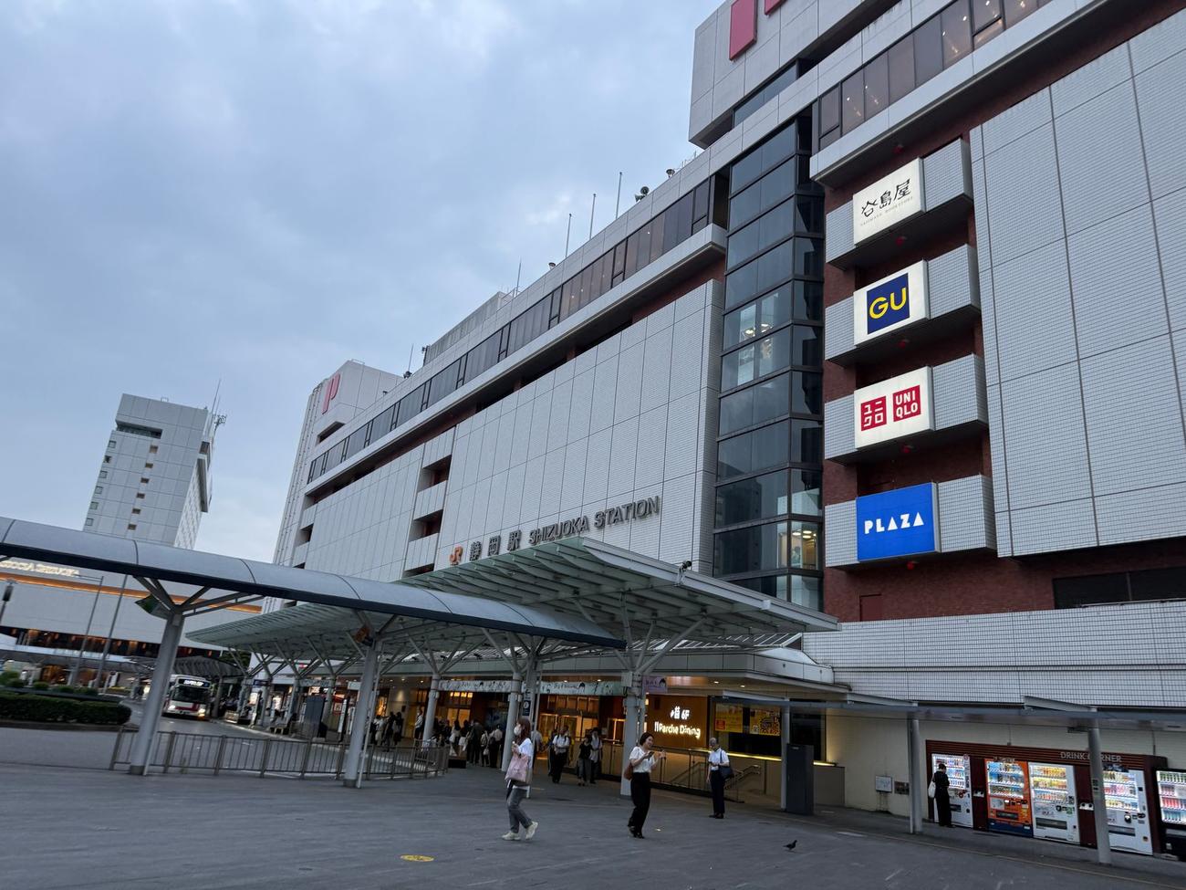 JR静岡駅前。静岡駅近くに外資系ホテルはない
