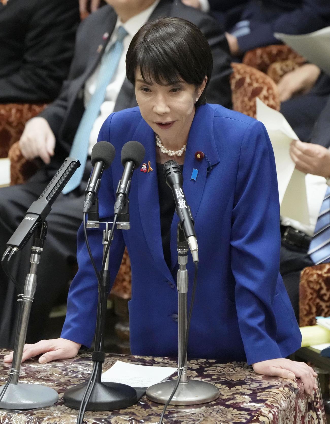 北朝鮮がミサイルを発射したことについて、衆院予算委で発言する高市首相（共同）