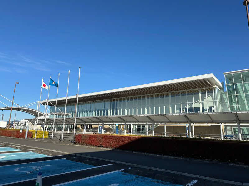 静岡空港ターミナルビル（鳥海高太朗氏提供）