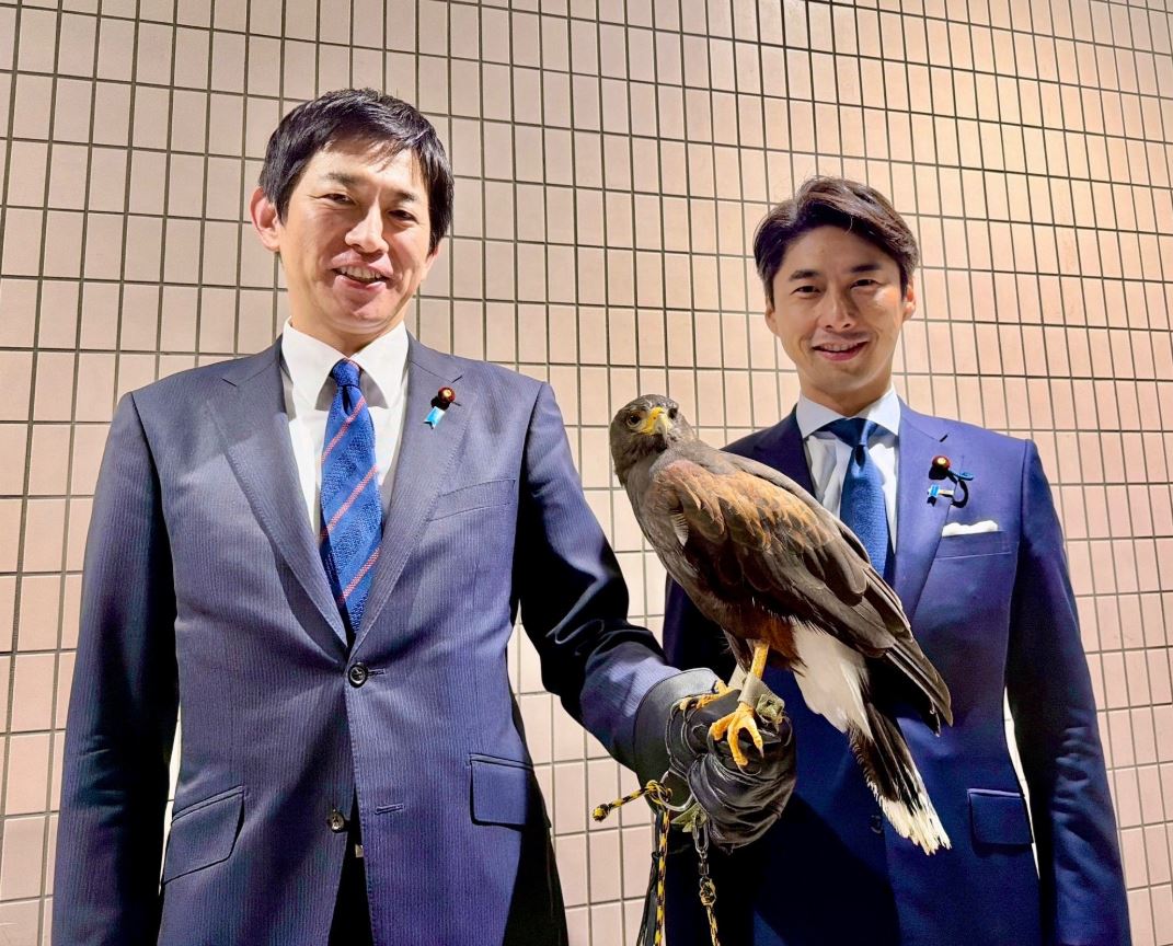 小林鷹之政調会長のXから