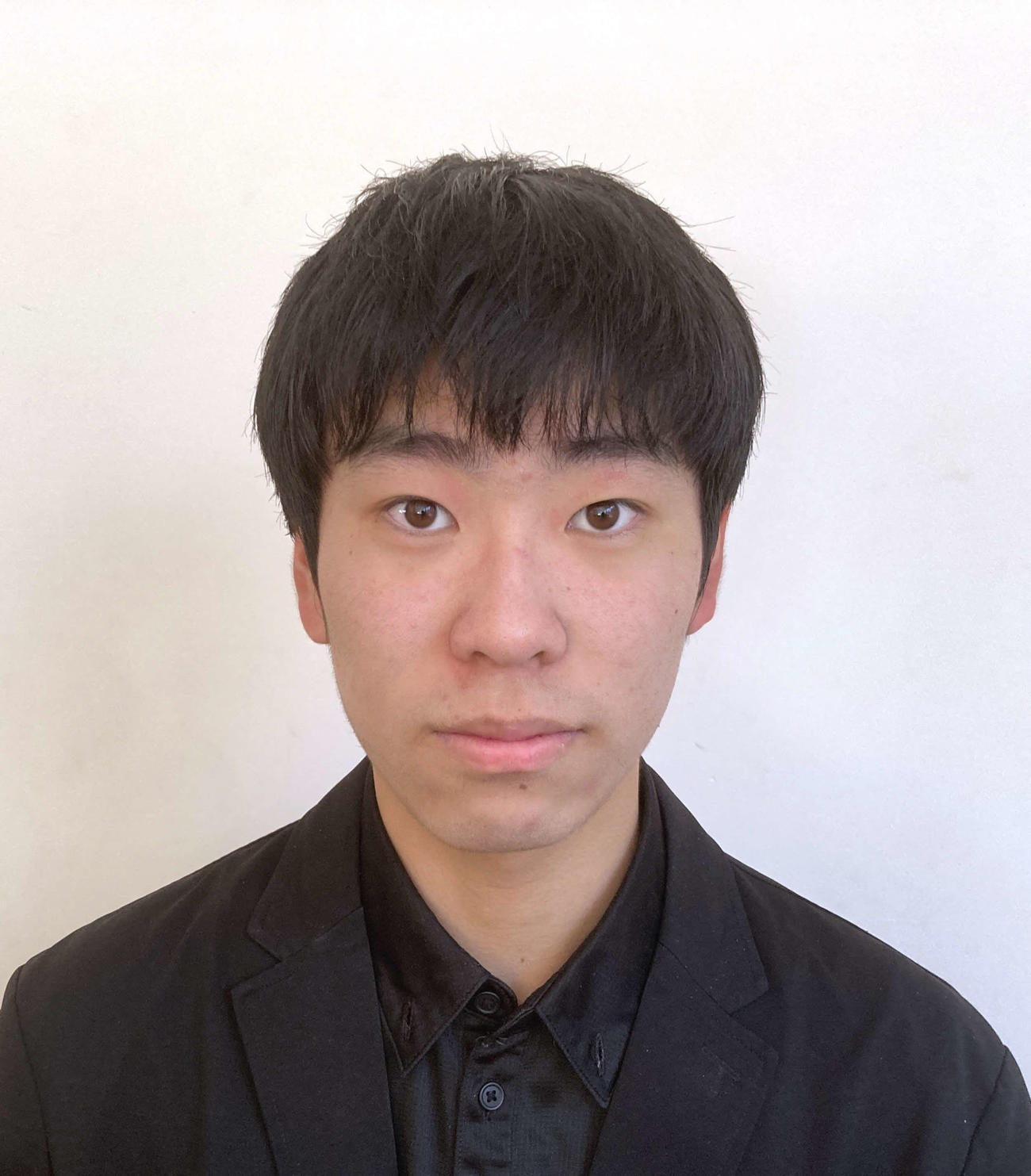 来年度冬季棋士採用試験で合格した溝上大介さん