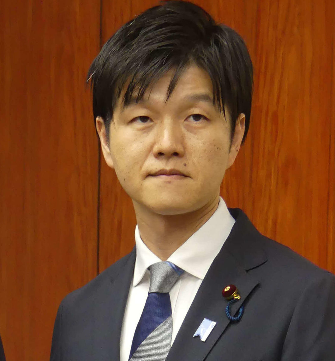 鈴木憲和農相（2025年10月撮影）