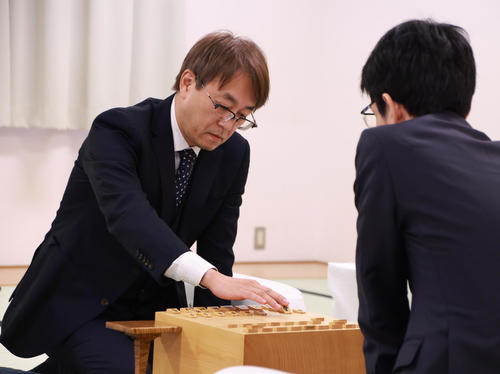 将棋】伊藤匠叡王が意外な一面見せた 口が重い印象も思いスラスラ