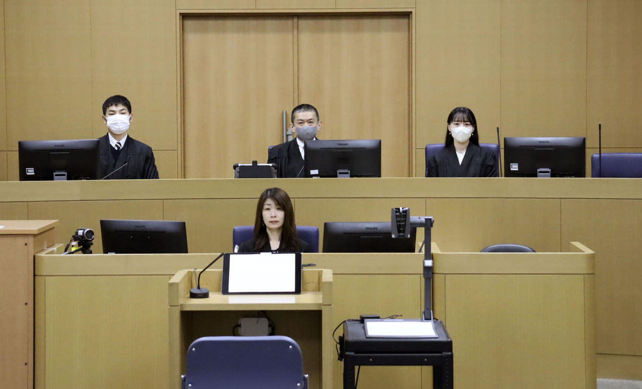 安倍元首相銃撃事件の論告求刑公判が開かれた奈良地裁の法廷（共同）