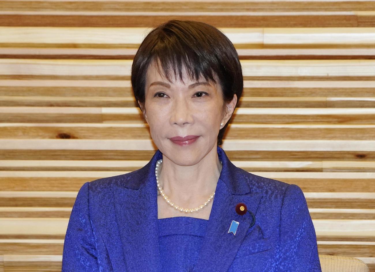 閣議に臨む高市首相＝23日午前9時15分、首相官邸（共同）