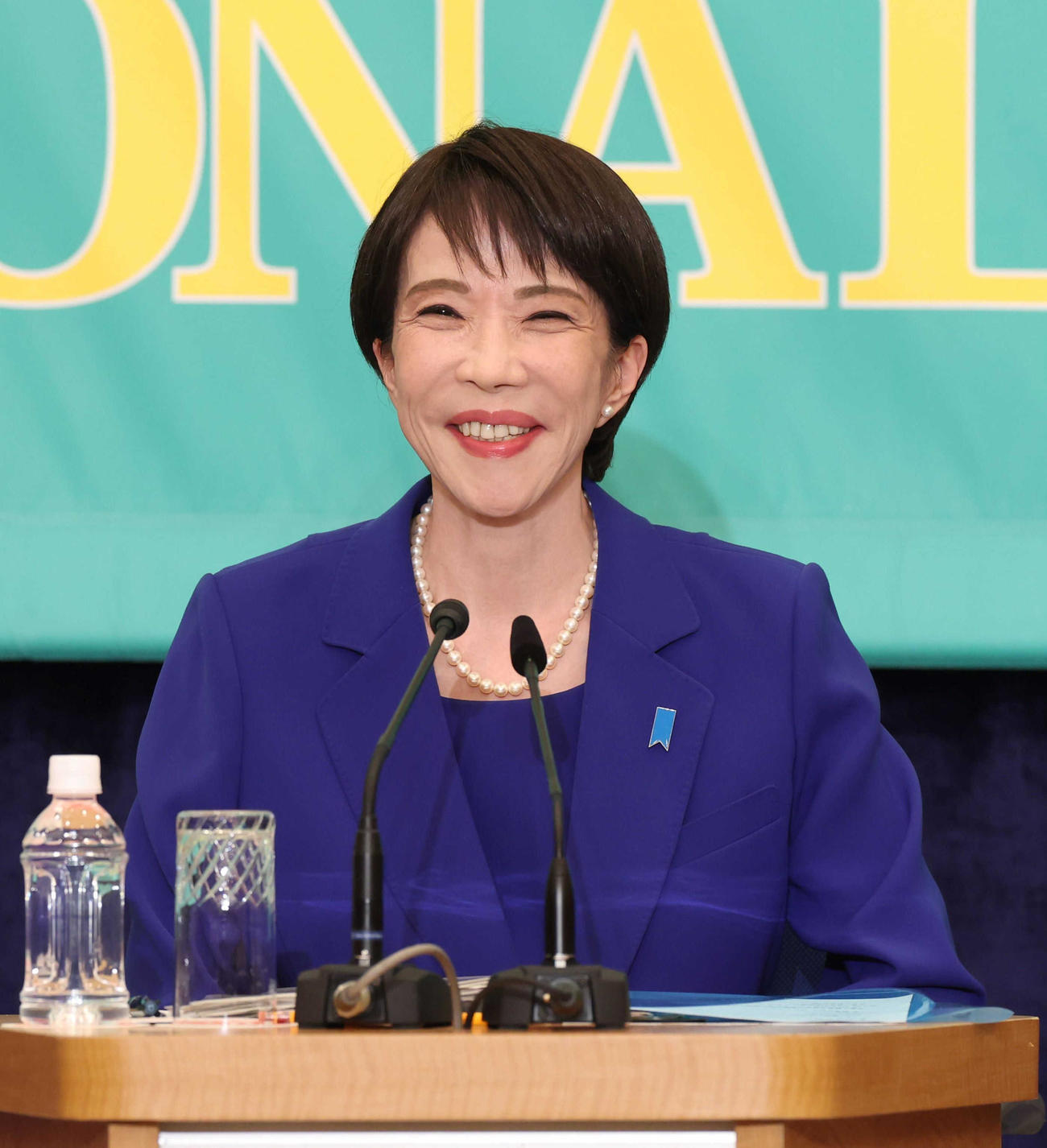 党首討論に臨む自民党総裁の高市首相＝日本記者クラブ（代表撮影）