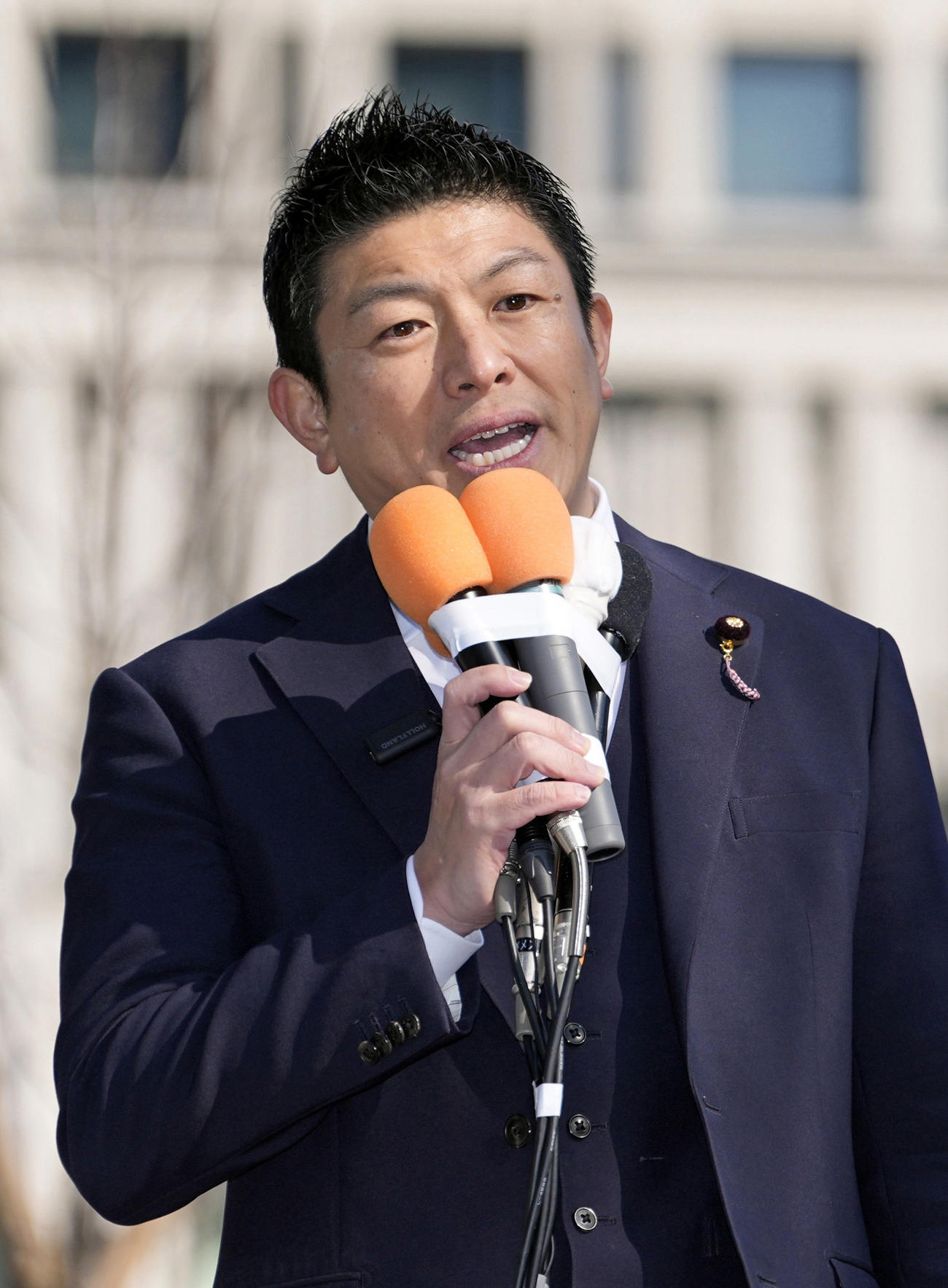 衆院選が公示され、第一声を上げる参政党の神谷宗幣代表（共同）