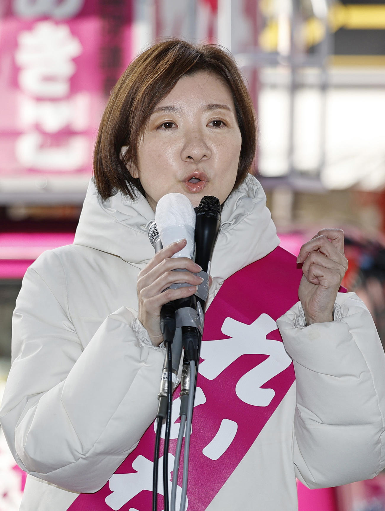 衆院選が公示され、第一声を上げるれいわ新選組の大石晃子共同代表（共同）